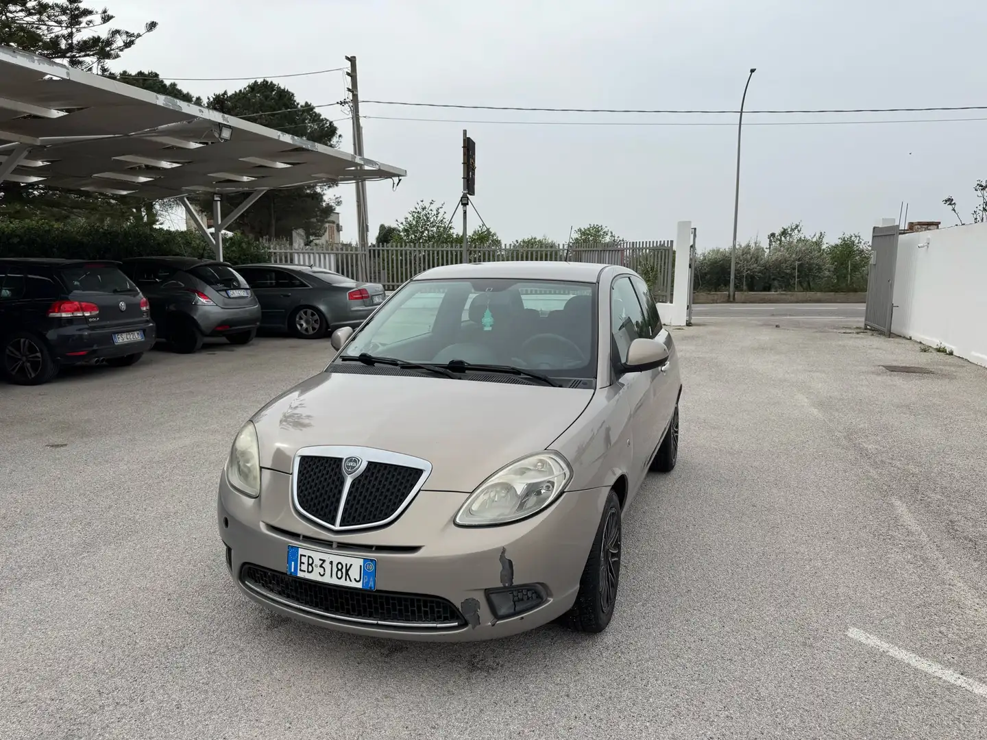 Lancia Ypsilon 1.2 8v Elle - 1