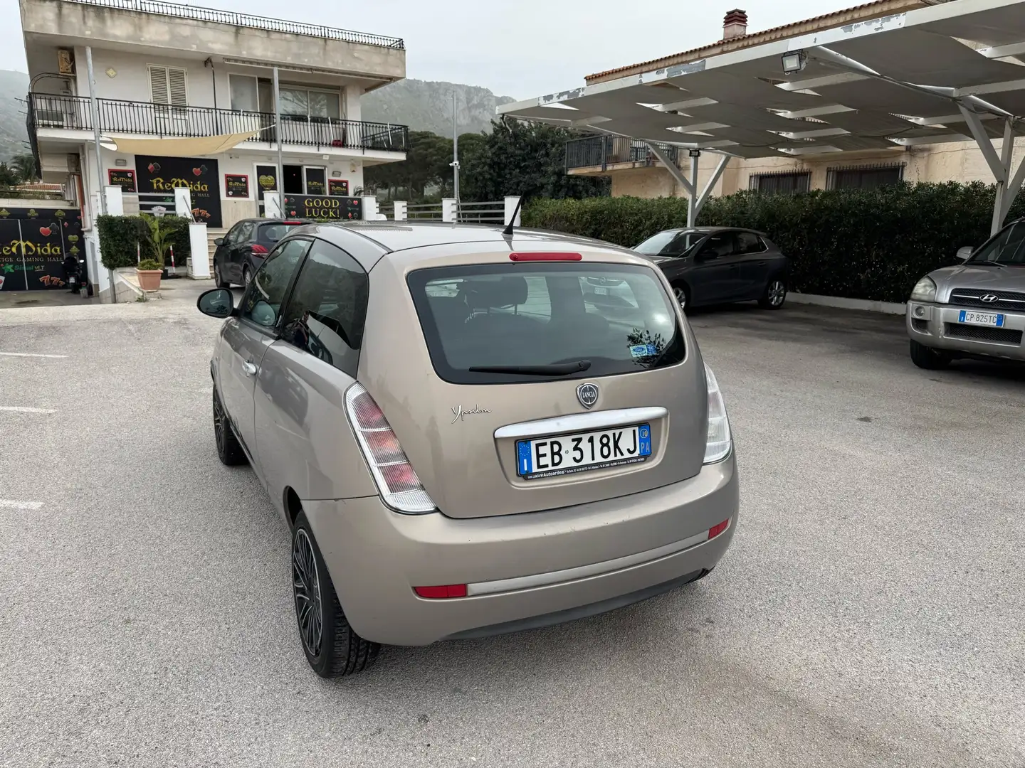 Lancia Ypsilon 1.2 8v Elle - 2