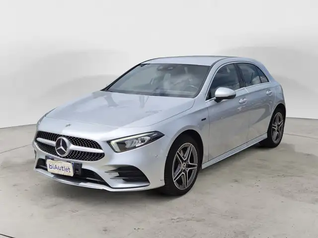 Mercedes-Benz A 250 A 250 e phev (eq-power) Premium auto
