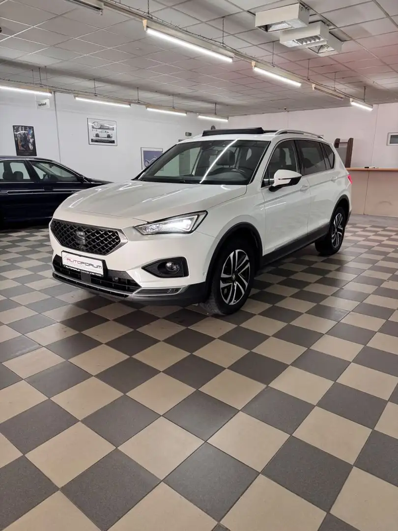 SEAT Tarraco Xcellence 4Drive*7 Sitzer-Ahk-Panod* Blanc - 1