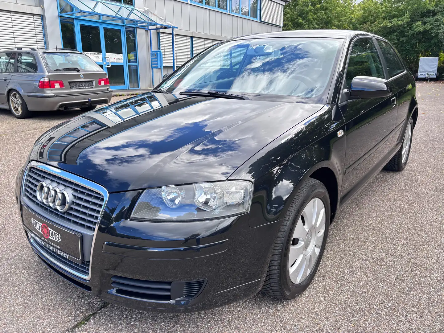 Audi A3 1.6 Attraction*KLIMA-EURO 4* Schwarz - 1