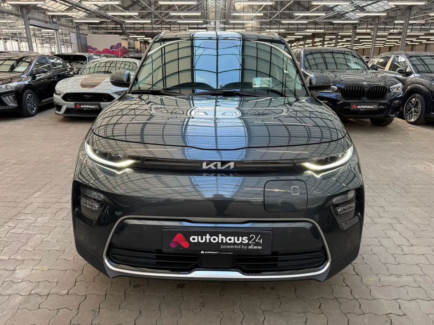 Kia Soul e-Soul Inspiration 64 kWh|Navi|LED|Kamera Grau - 2