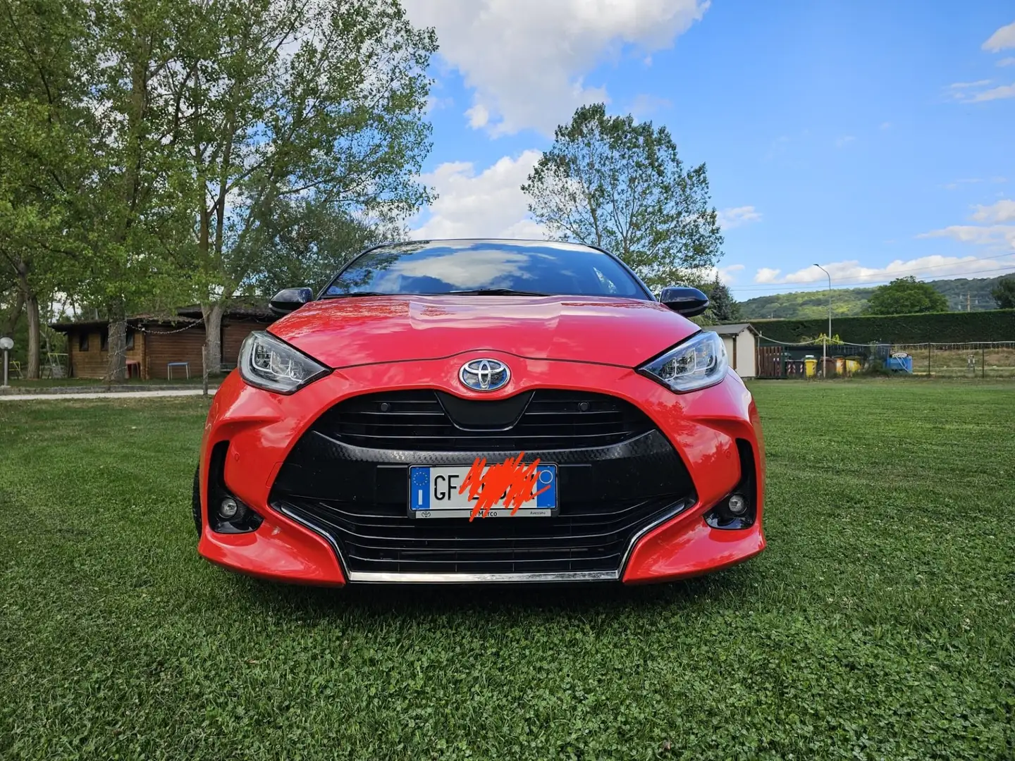Toyota Yaris 1.5h Premiere - 2