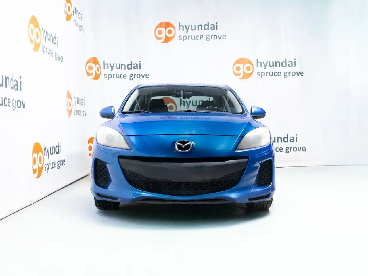 Mazda 3 снимка Mazda 3