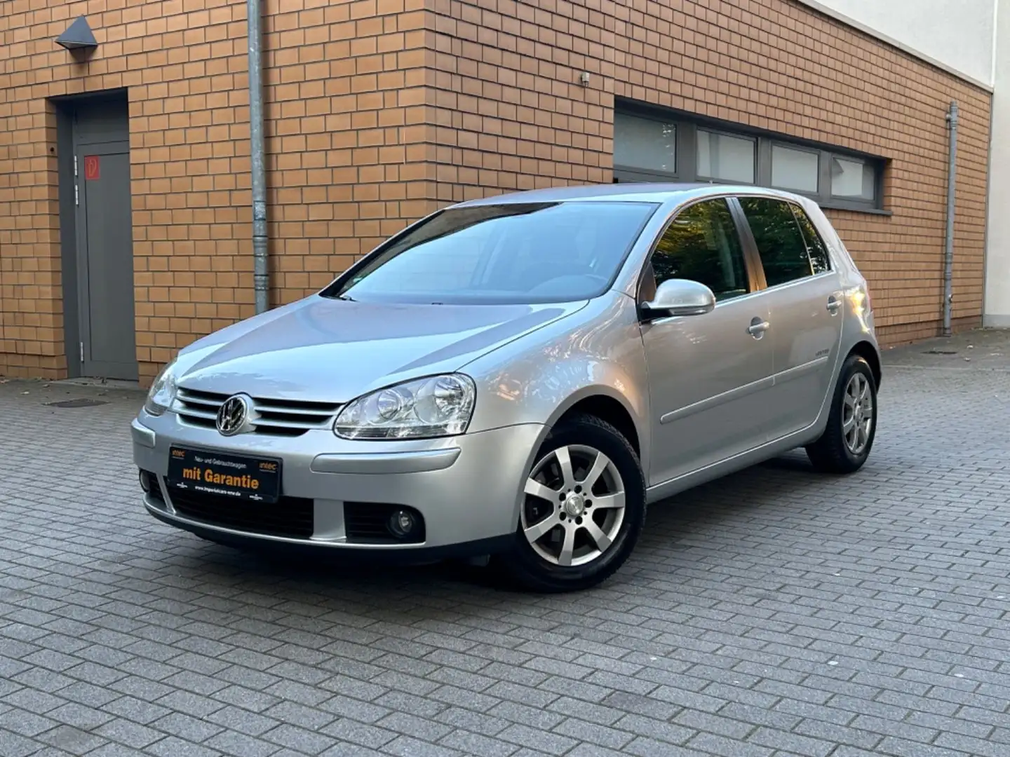 Volkswagen Golf V Lim. United/130TKM/KLIMAAUTO/SHZ/PDC/GEPF Argintiu - 1