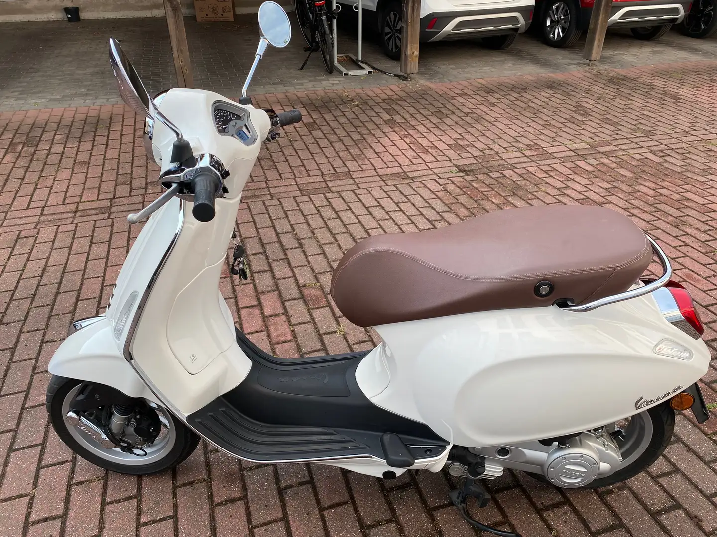 Vespa Primavera 50 Blanc - 2