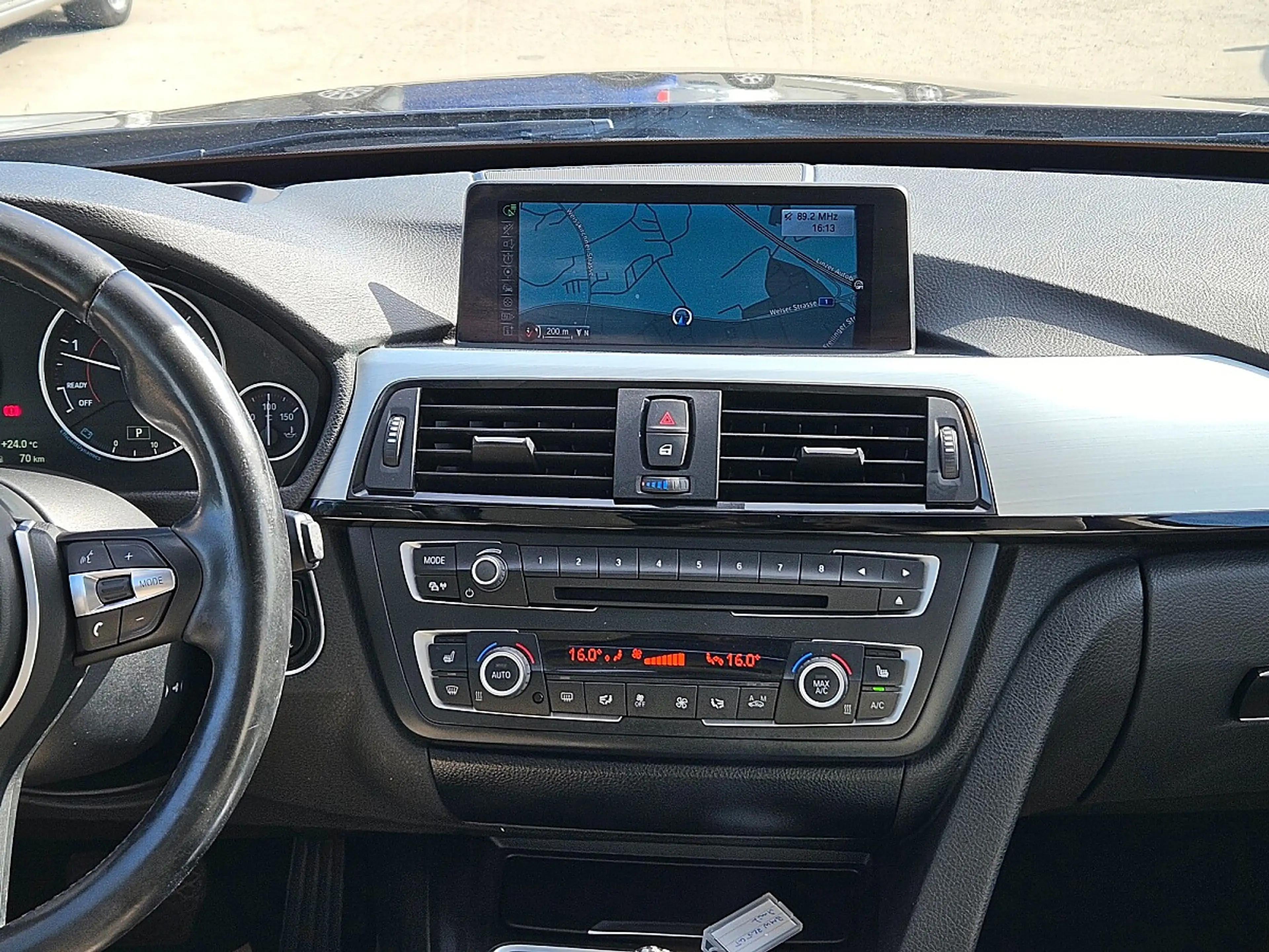 BMW 325 d GT — photo 11