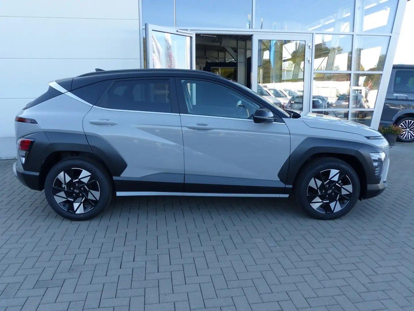 Hyundai KONA 1.6 GDi Hybrid 2WD Prime, Dachlackierung; Bose, S Grigio - 2