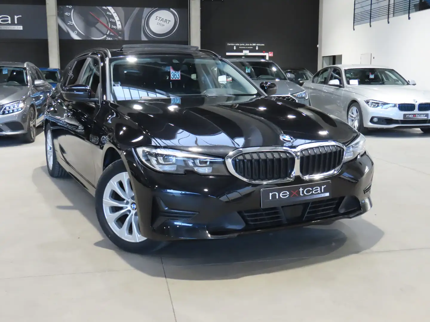 BMW 316 dA Touring G21 TOIT PANO-LED-NAVI-DIGITAL-PARKING Noir - 2