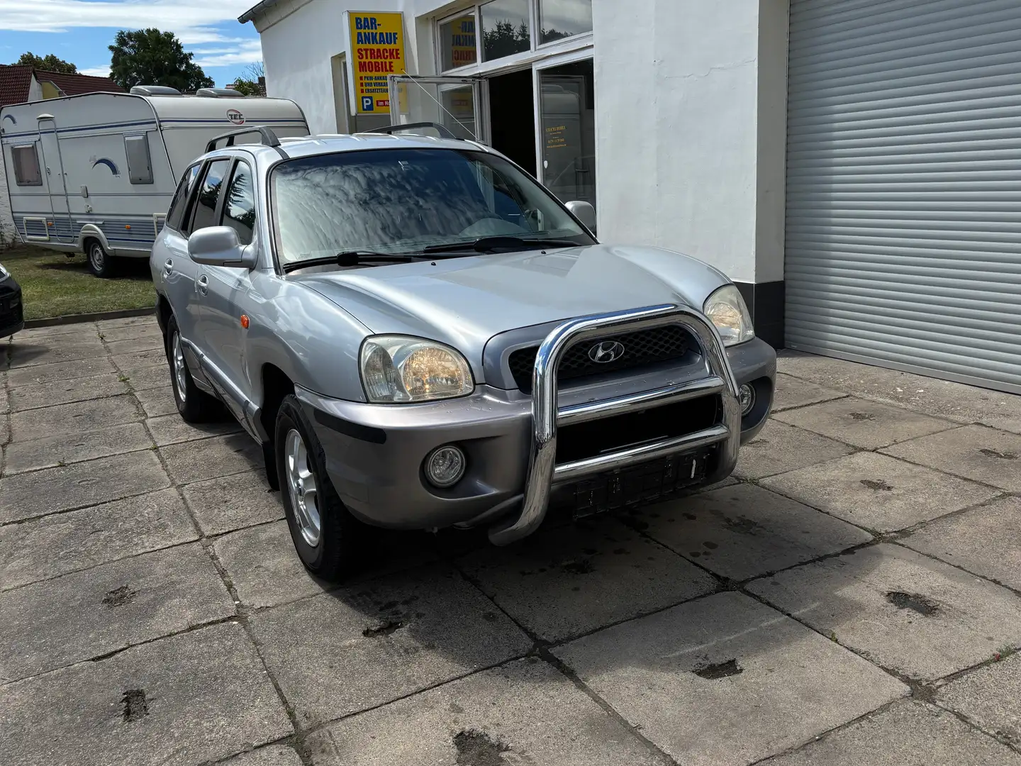 Hyundai SANTA FE 2.4 2WD GLS Gris - 2