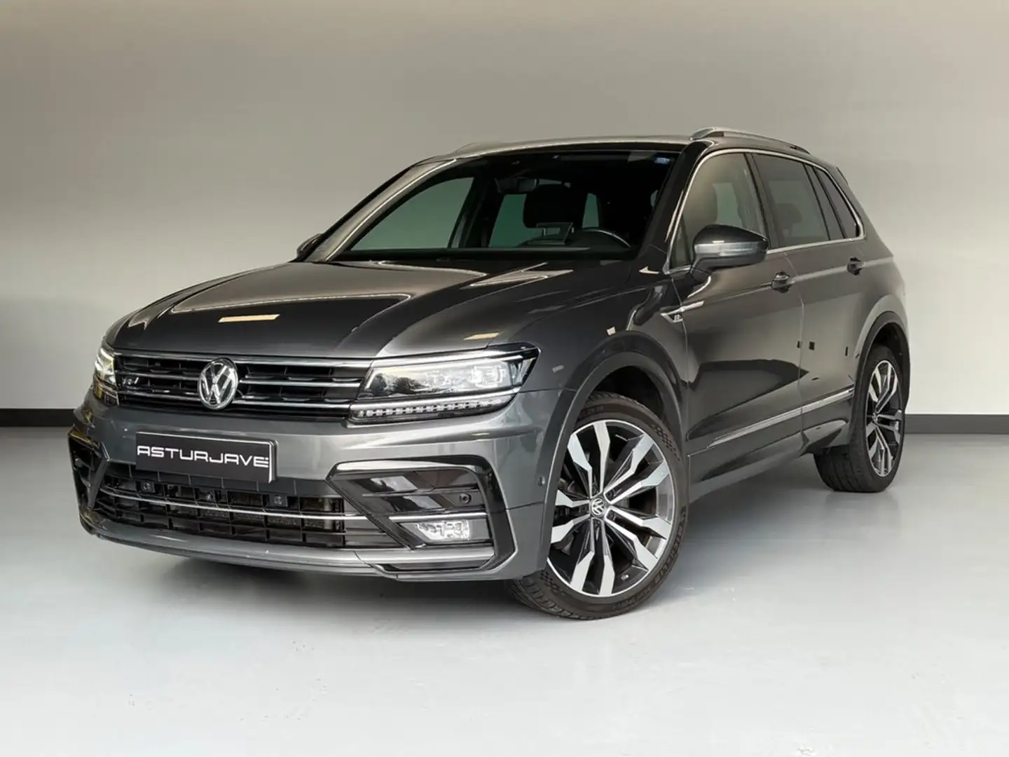 Volkswagen Tiguan Sport 2.0 TDI 176kW (240CV) 4Motion DSG Grau - 2
