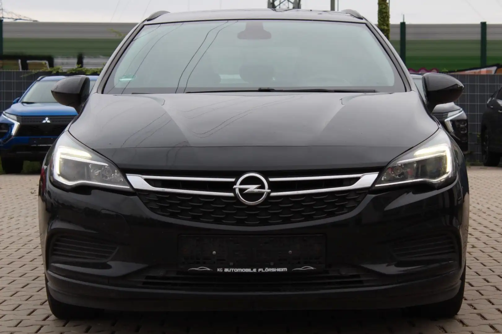 Opel Astra K 1.6 ST Edition Start/Stop Schwarz - 2