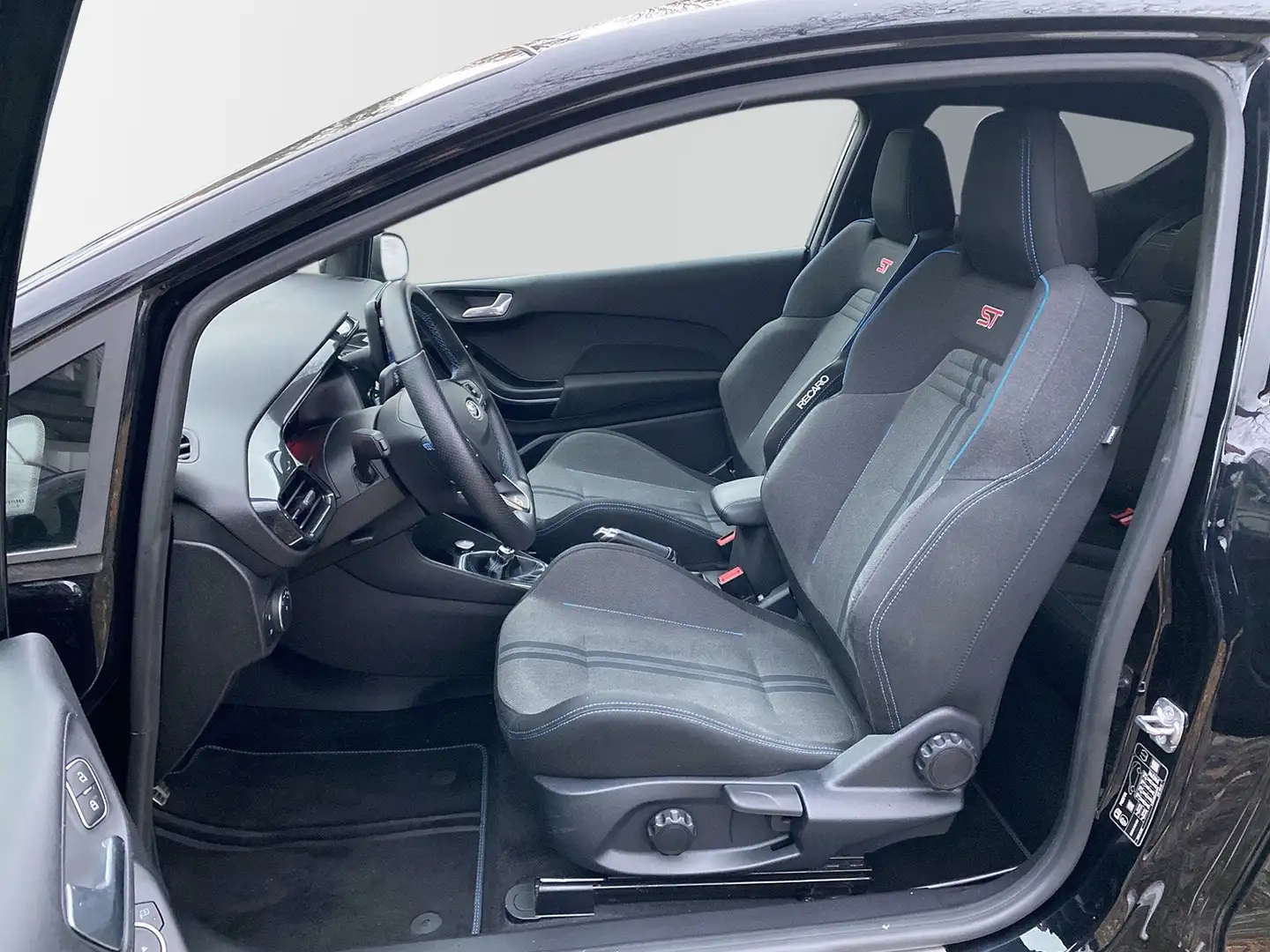 Ford Fiesta ST Schwarz - 2