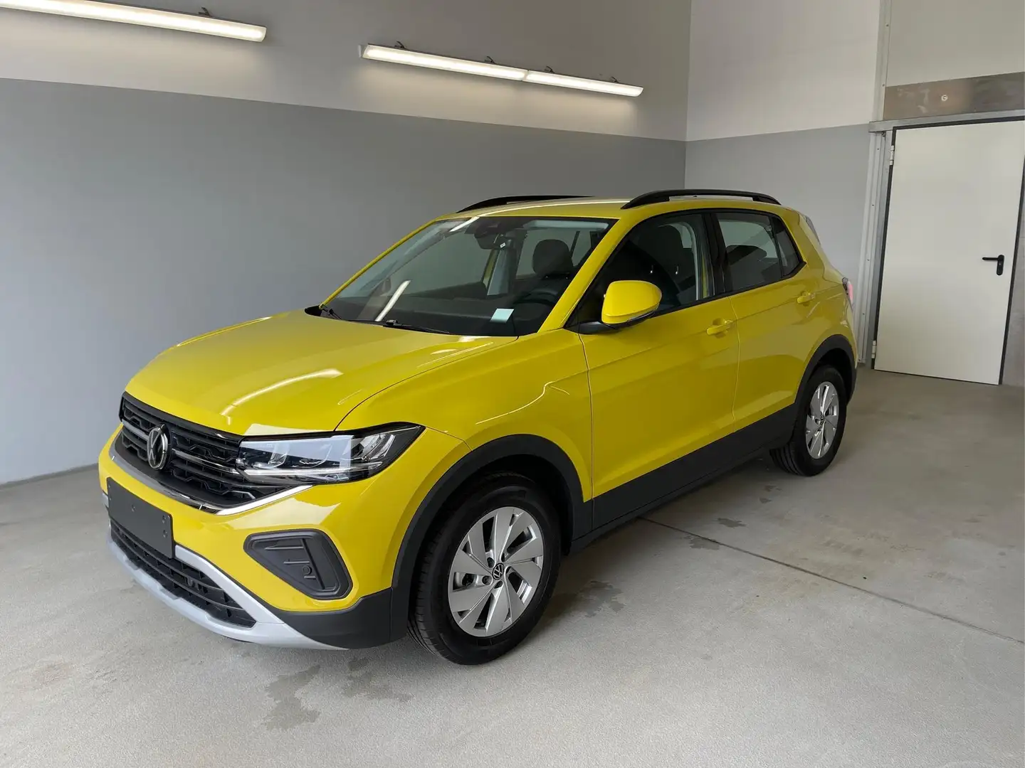 Volkswagen T-Cross Facelift 95PS Sitzheizung+App-Connect 1.0 TSI 7... Geel - 1