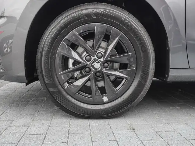 Skoda Fabia view 7