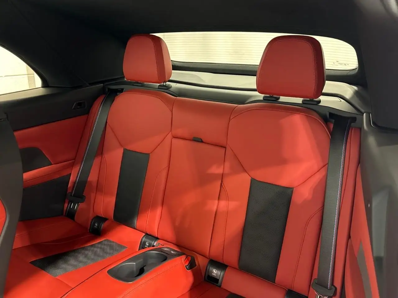 BMW M4 photo BMW M4