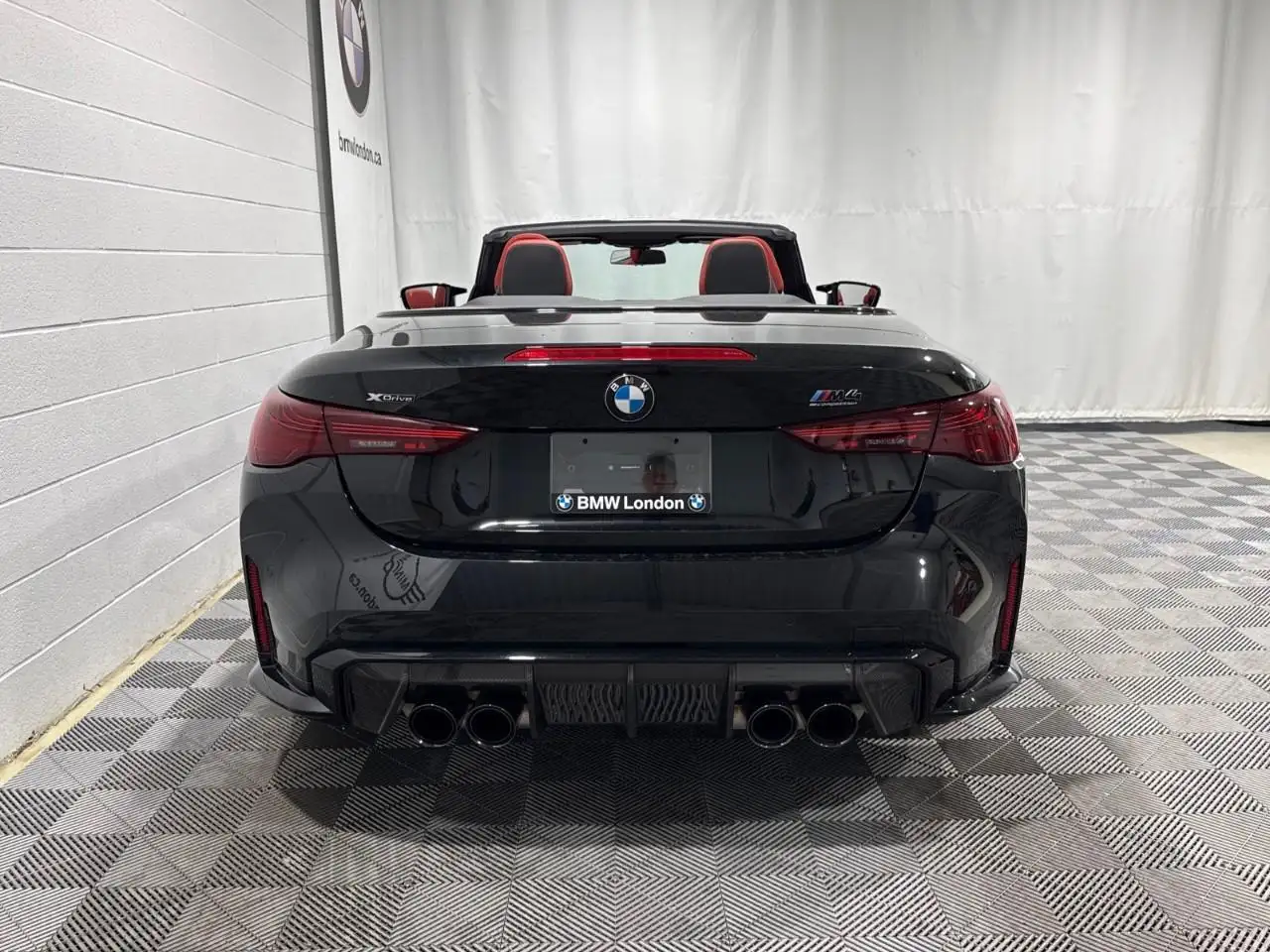 BMW M4 photo BMW M4