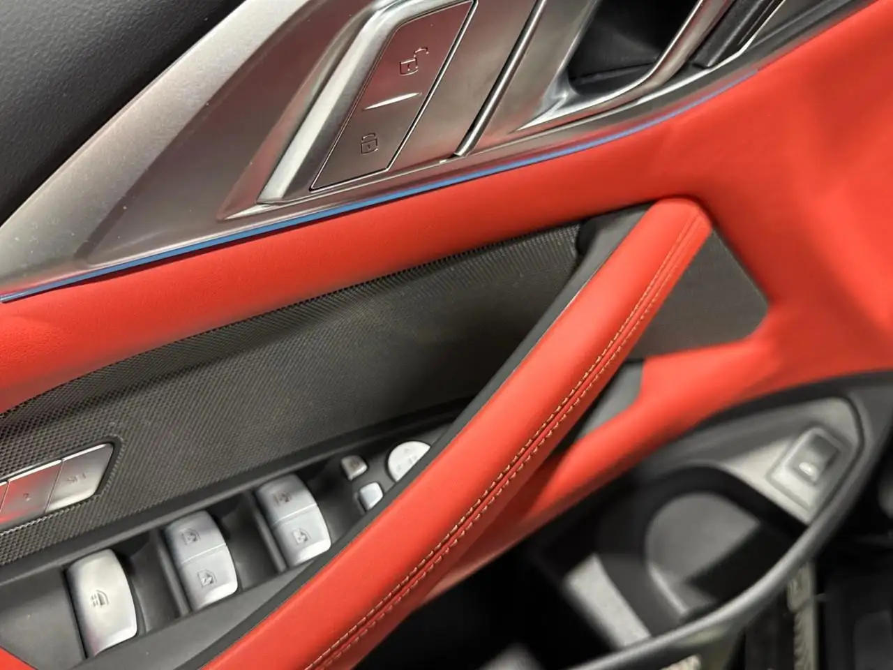 BMW M4 photo BMW M4