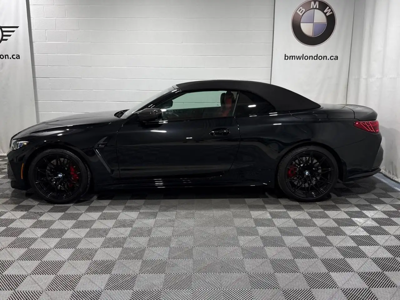BMW M4 photo BMW M4