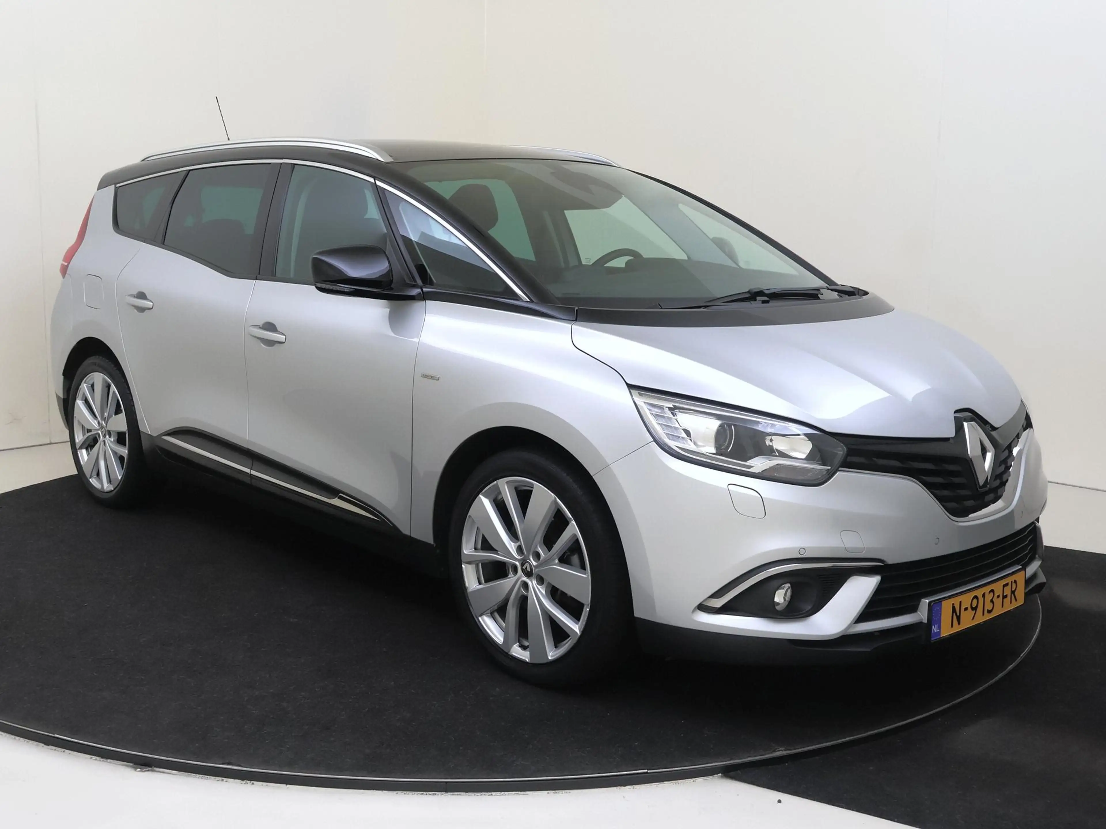 Renault Grand Scenic 1.3 TCe Limited 7p. | Navigatie | Camera | Stoel v — photo 2