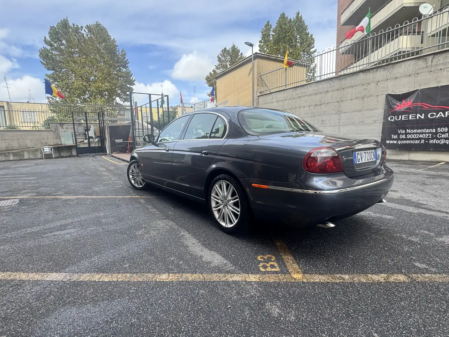 Jaguar S-Type 2.7d V6 Executive auto - 1