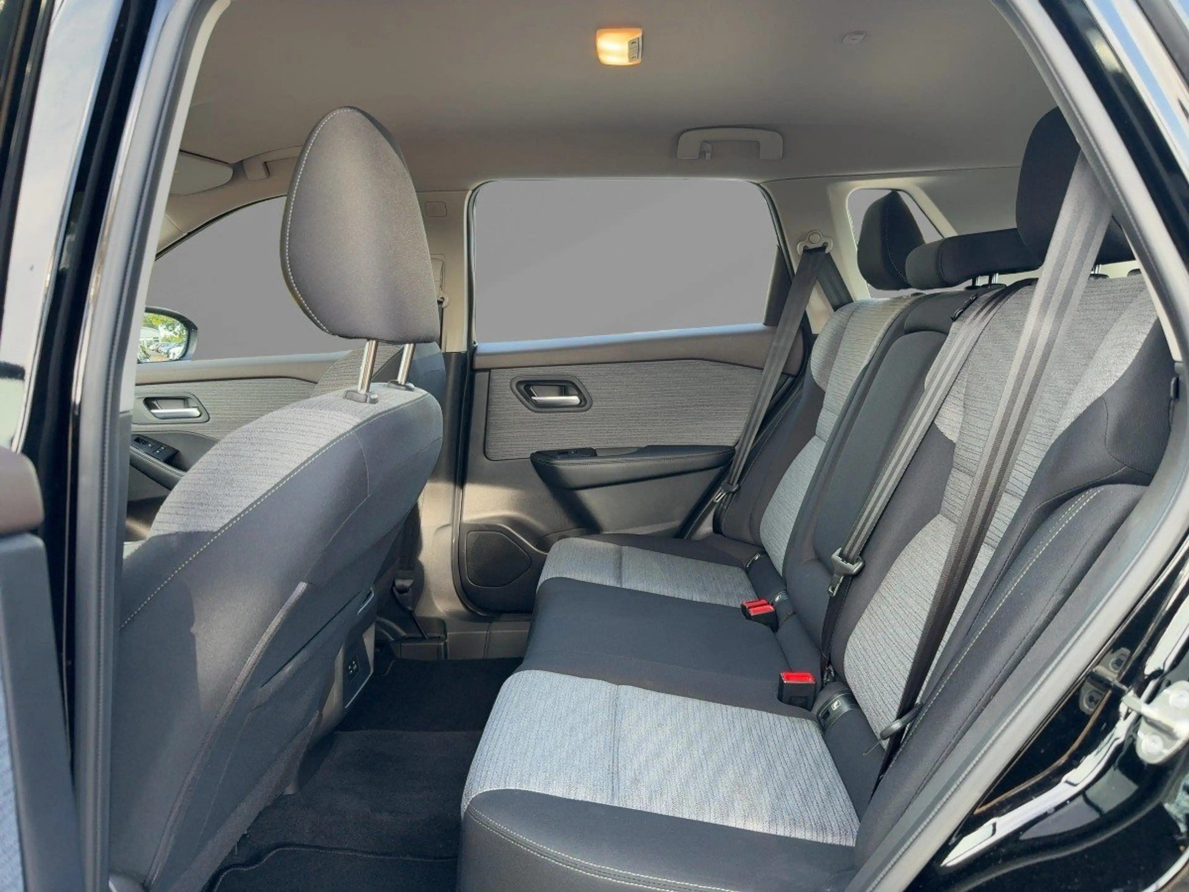 Nissan X-Trail 1.5 VC-T e-Power Acenta ACC+LED+Navi+360 — photo 12