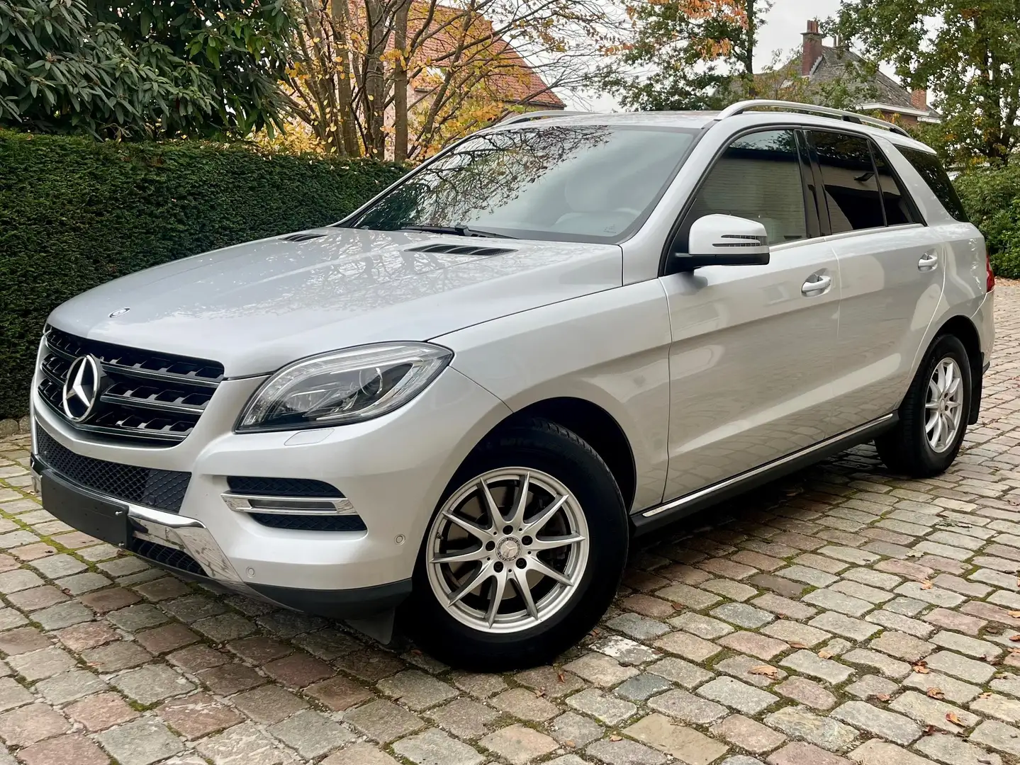 Mercedes-Benz ML 350 BlueTEC 4-Matic  ### 75000 km ### Zilver - 1