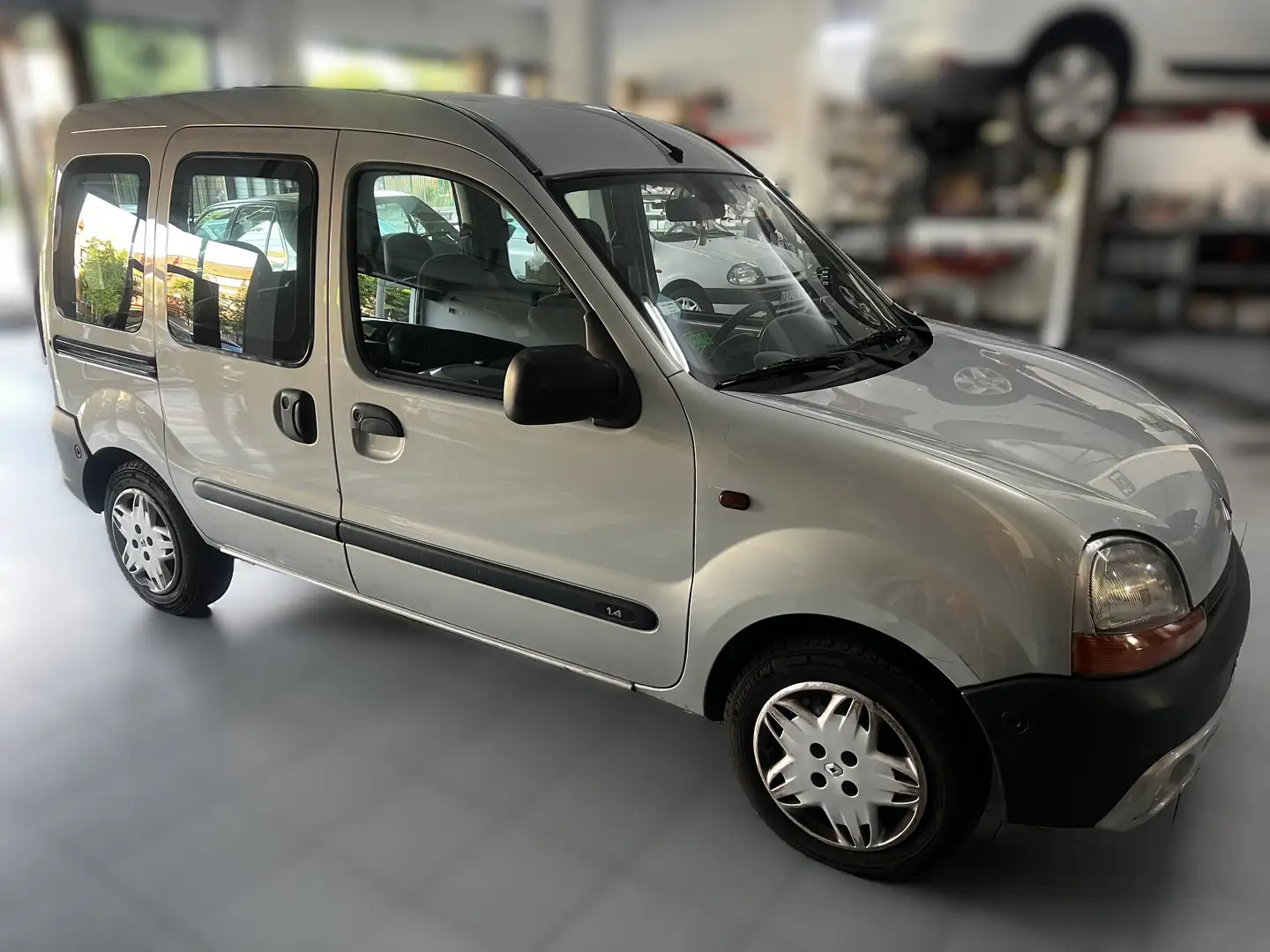 Renault Kangoo Kangoo Express 1.4 75Cv RXE Automatica Argent - 1