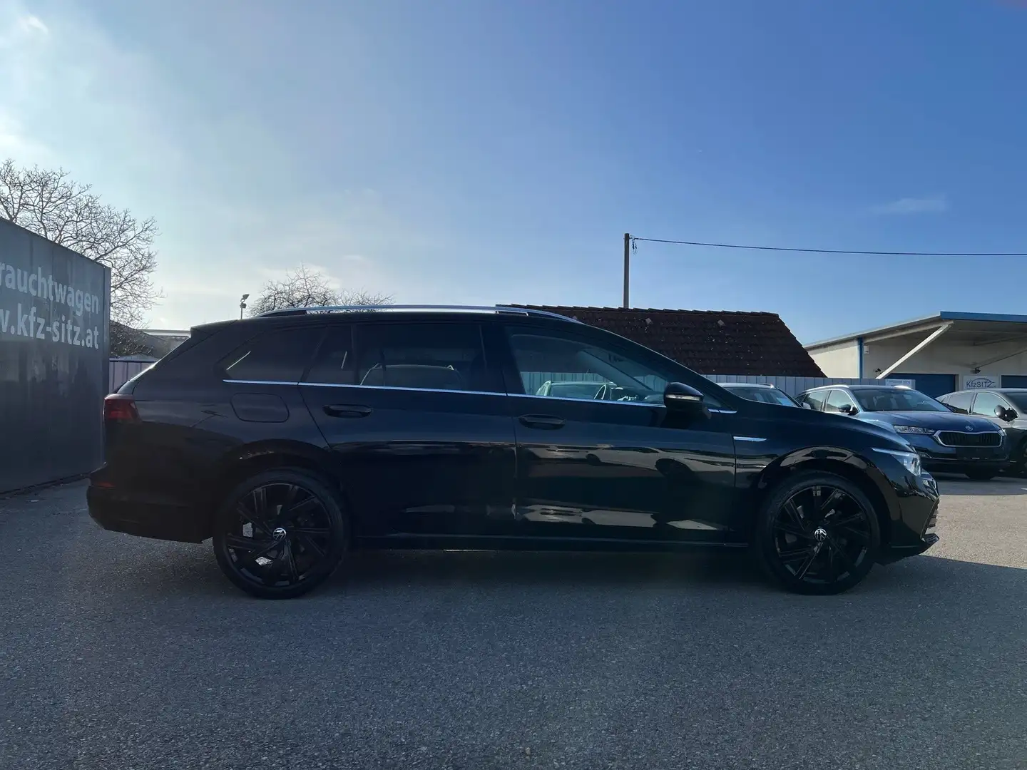 Volkswagen Golf Variant 2,0 TDI Style DSG | NP: €48.400 Schwarz - 2