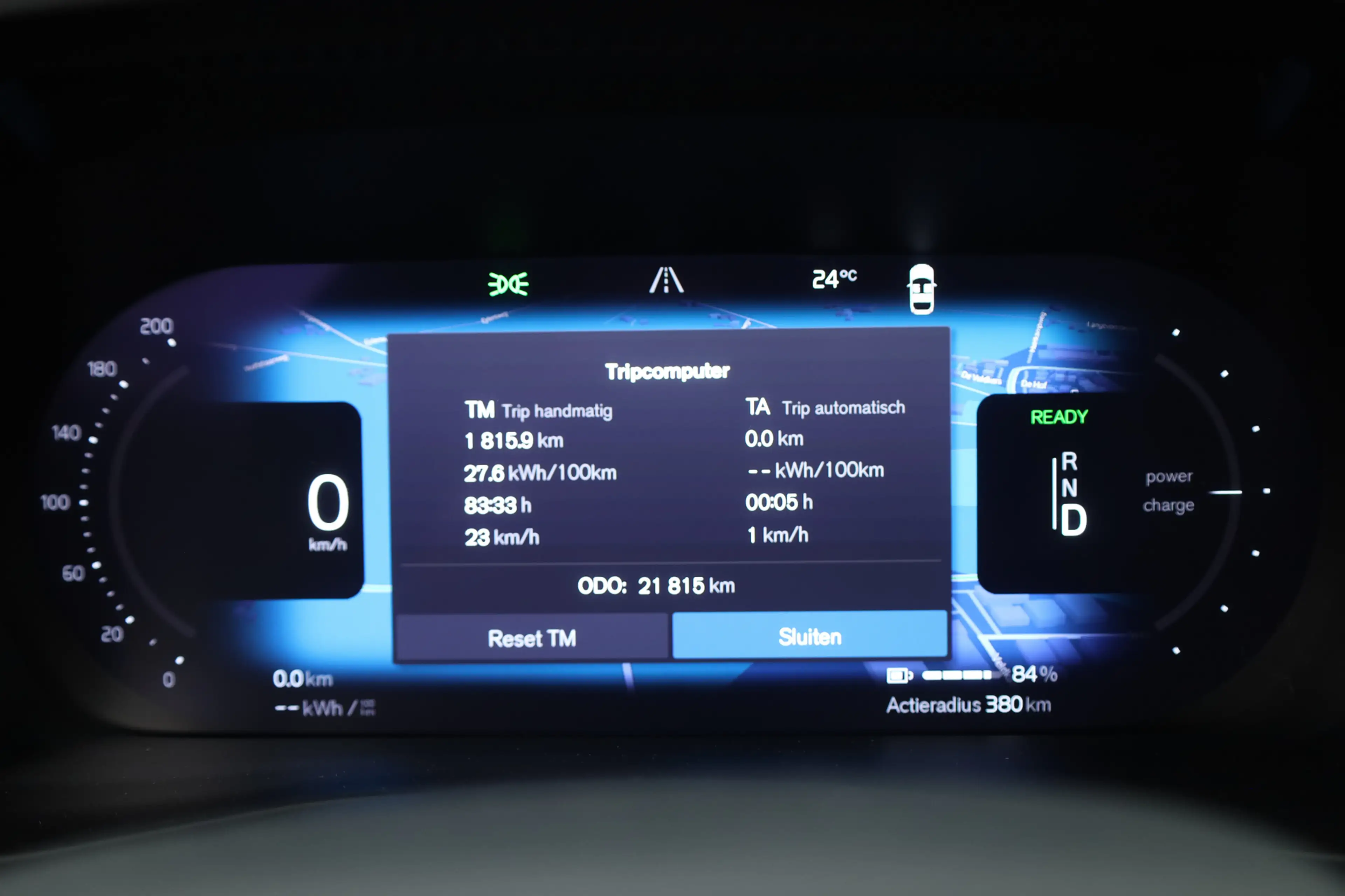 Volvo C40 Recharge Core 69 kWh | Trekhaak | Panorama dak | S — photo 9
