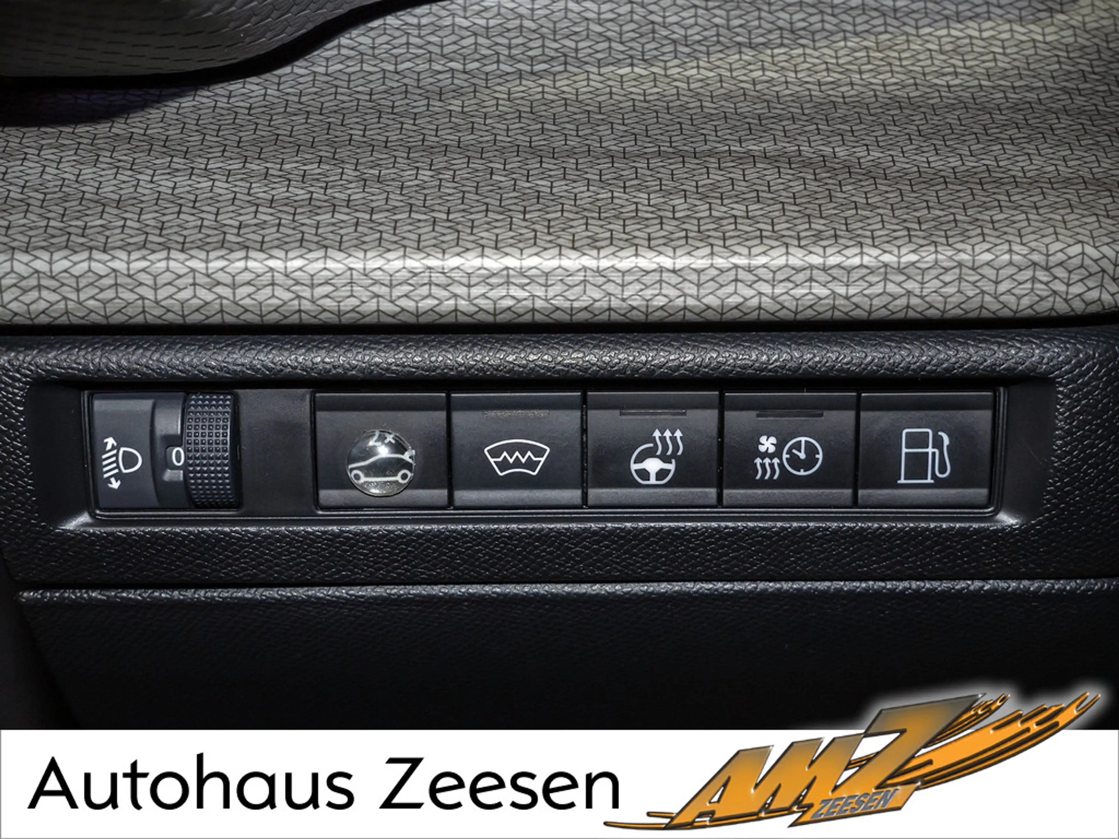 Citroen C5 X Plug-In-Hybrid 225 Shine Pack ACC 360° — photo 15