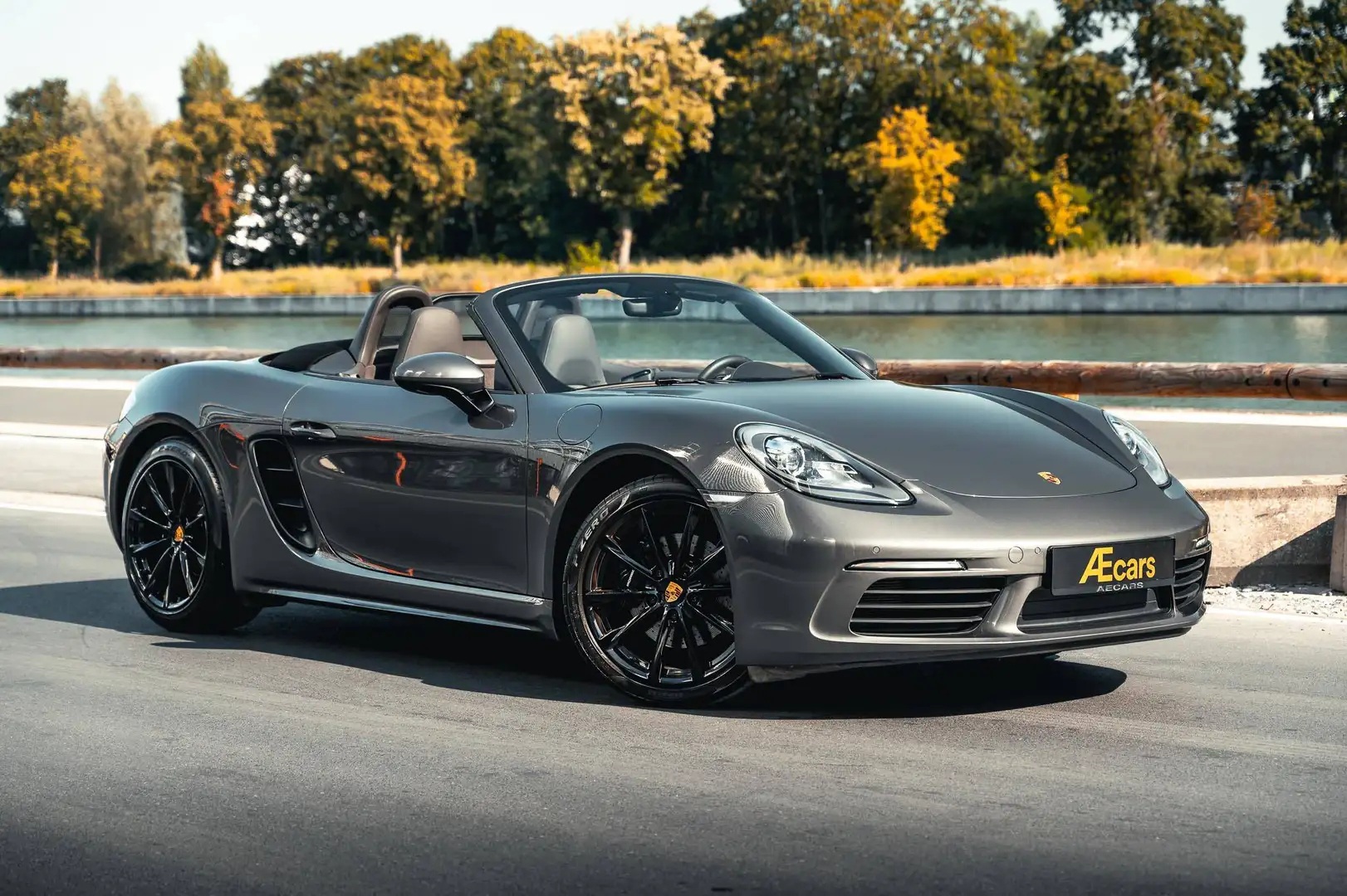 Porsche 718 BOXSTER 2.0 / PDK / PDC / SPORT BUTTON / BELGIAN Grau - 2