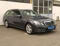 Mercedes-Benz E 250 T CDI BlueEff.Standheizung Leder Navi PDC Gri - thumbnail 2