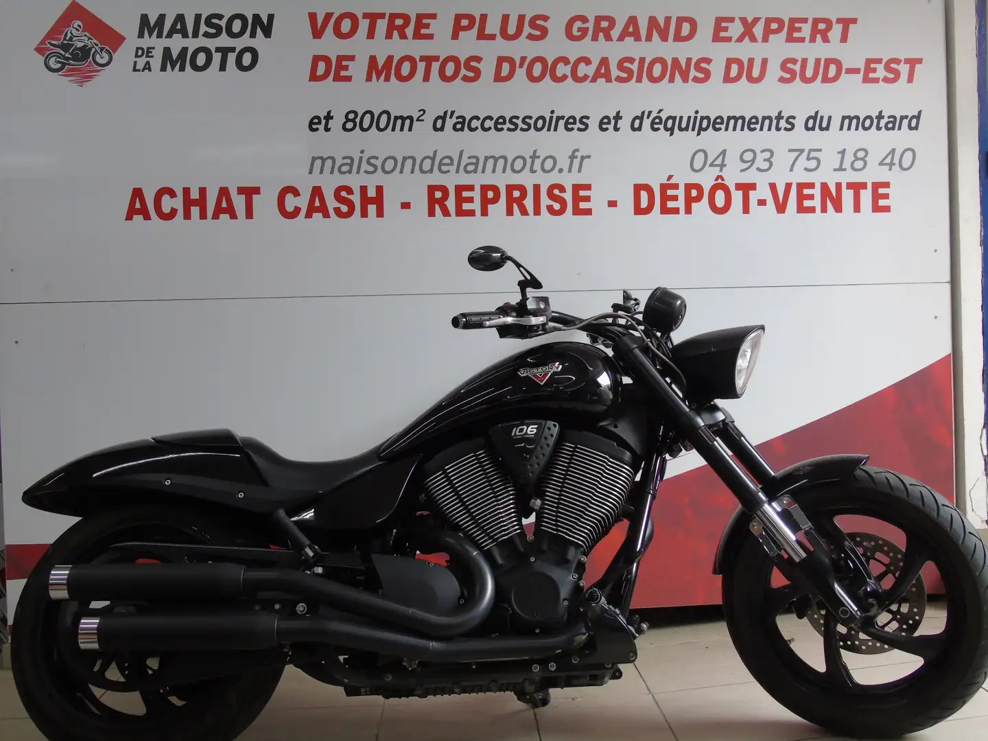 Victory Hammer 8-Ball Negro - 1