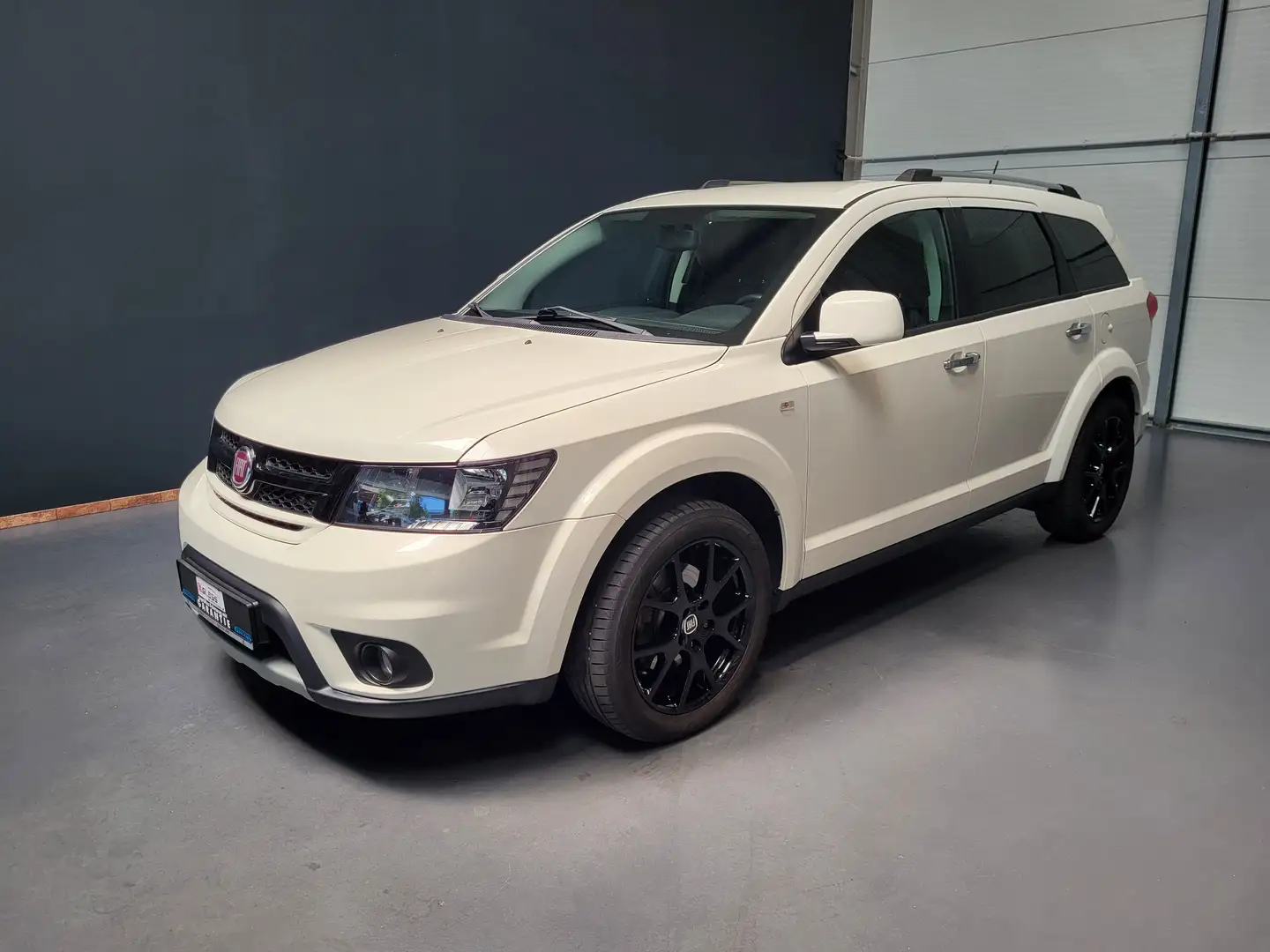 Fiat Freemont 3.6 Lounge AWD *TOP Ausstattung| 7-Sitze* Wit - 1