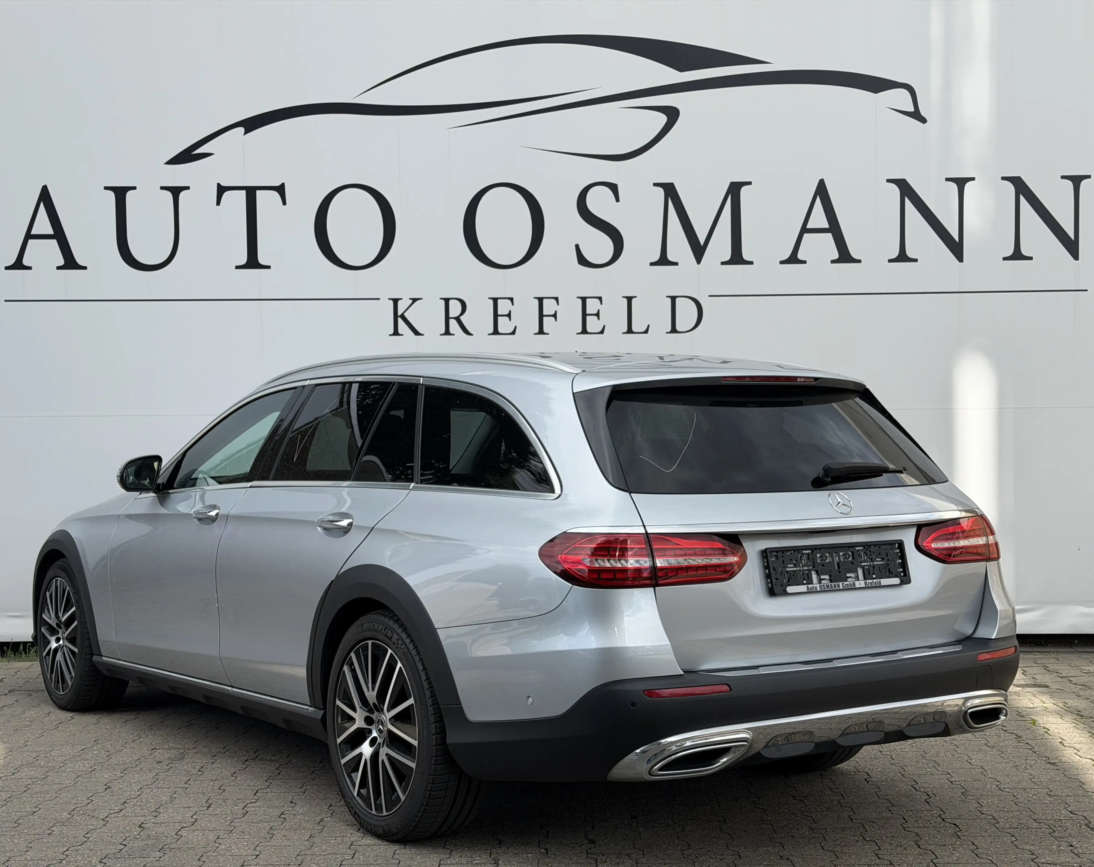 Mercedes-Benz E 400 d 4M T All-Terrain 9G-TRONIC Avantgarde — photo 2