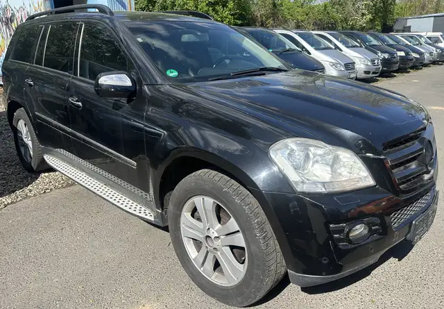 Mercedes-Benz GL 450 4Matic 7 PLÄTZE AUTOMATIK LEDER NAVI PANORAMA TIP TOP!!!