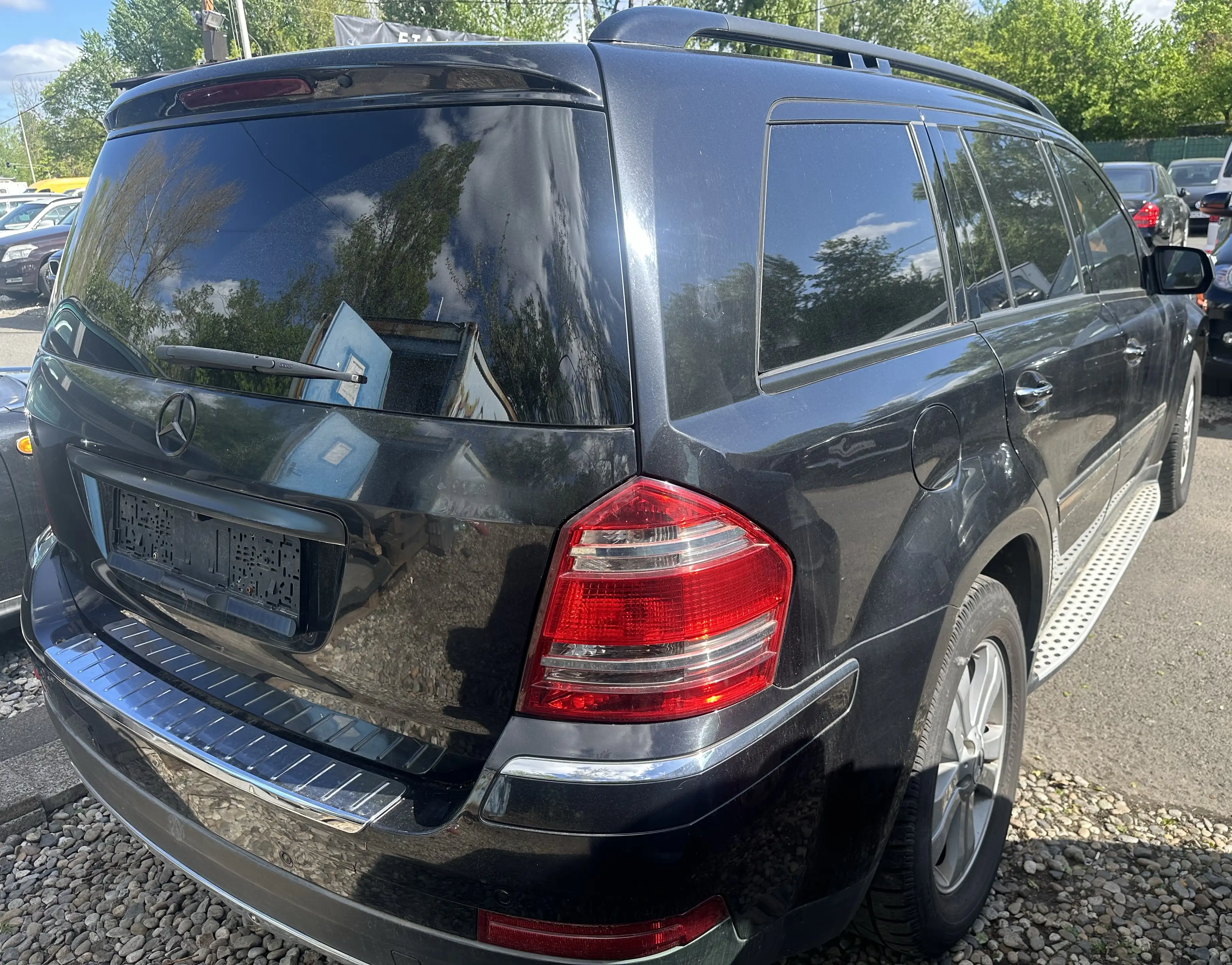 Mercedes-Benz GL 450 4Matic 7 PLÄTZE AUTOMATIK LEDER NAVI PANORAMA TIP TOP!!! — photo 2