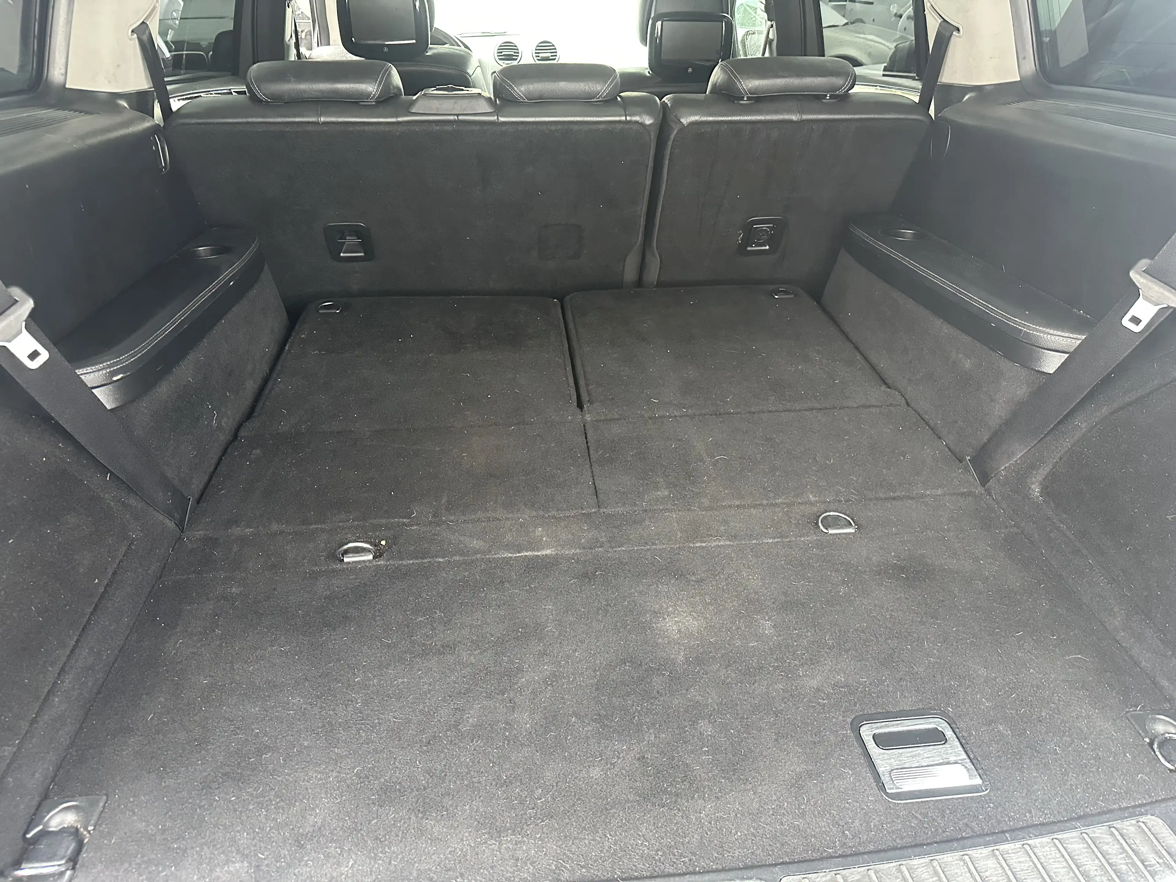 Mercedes-Benz GL 450 4Matic 7 PLÄTZE AUTOMATIK LEDER NAVI PANORAMA TIP TOP!!! — photo 11
