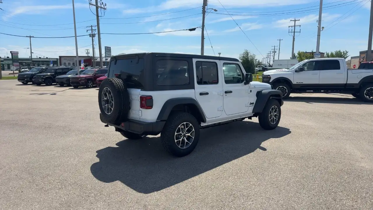 Jeep Wrangler снимка Jeep Wrangler