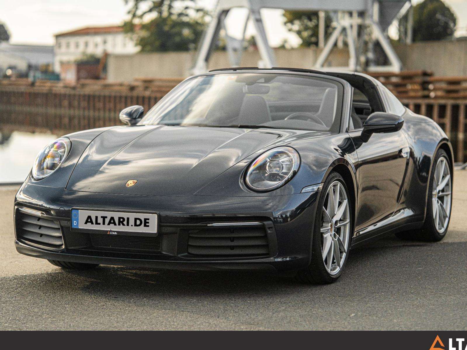 Porsche 992