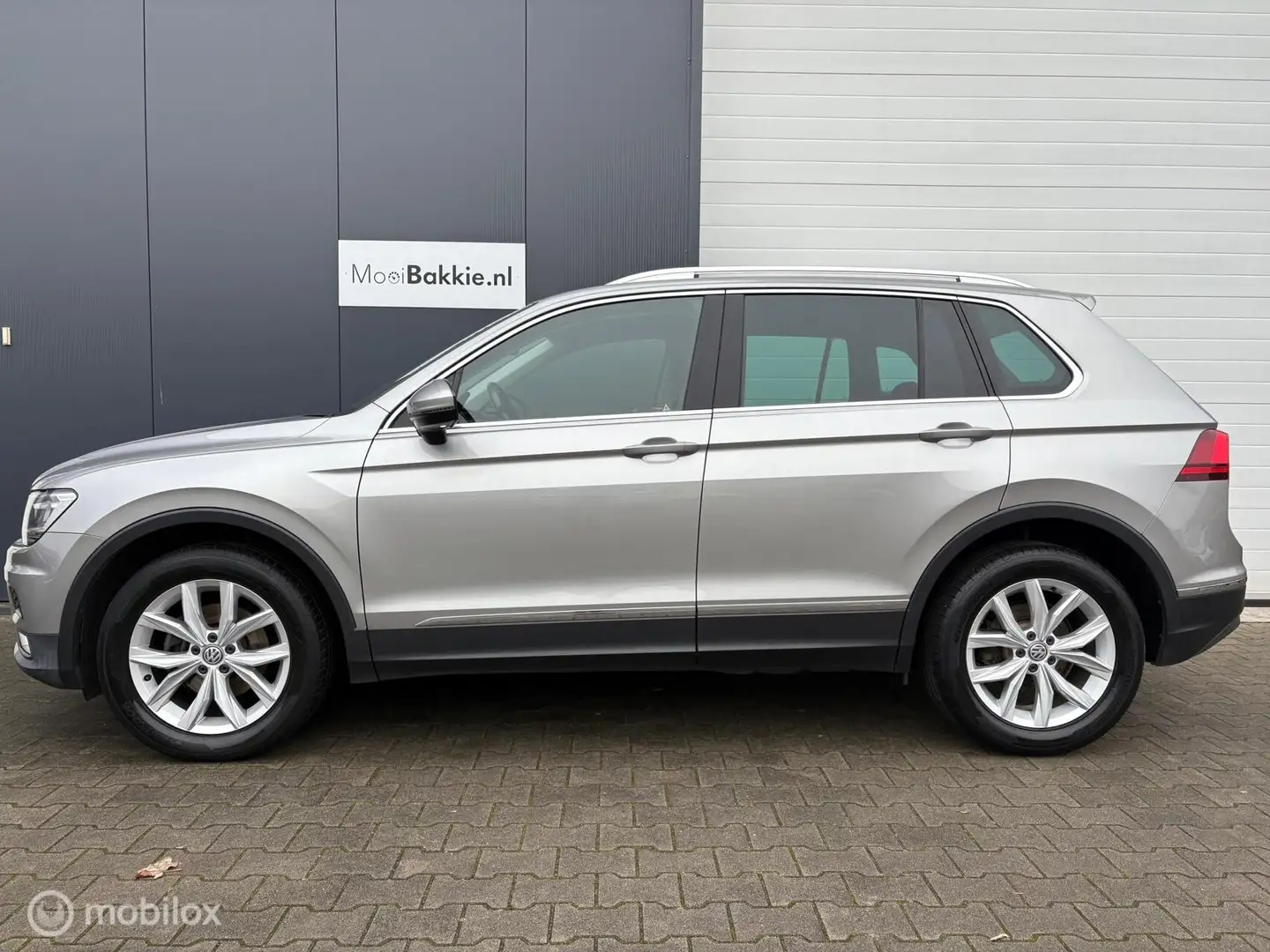 Volkswagen Tiguan 1.4 TSI 150pk 4-Motion Trekhaak / Navi Gris - 2