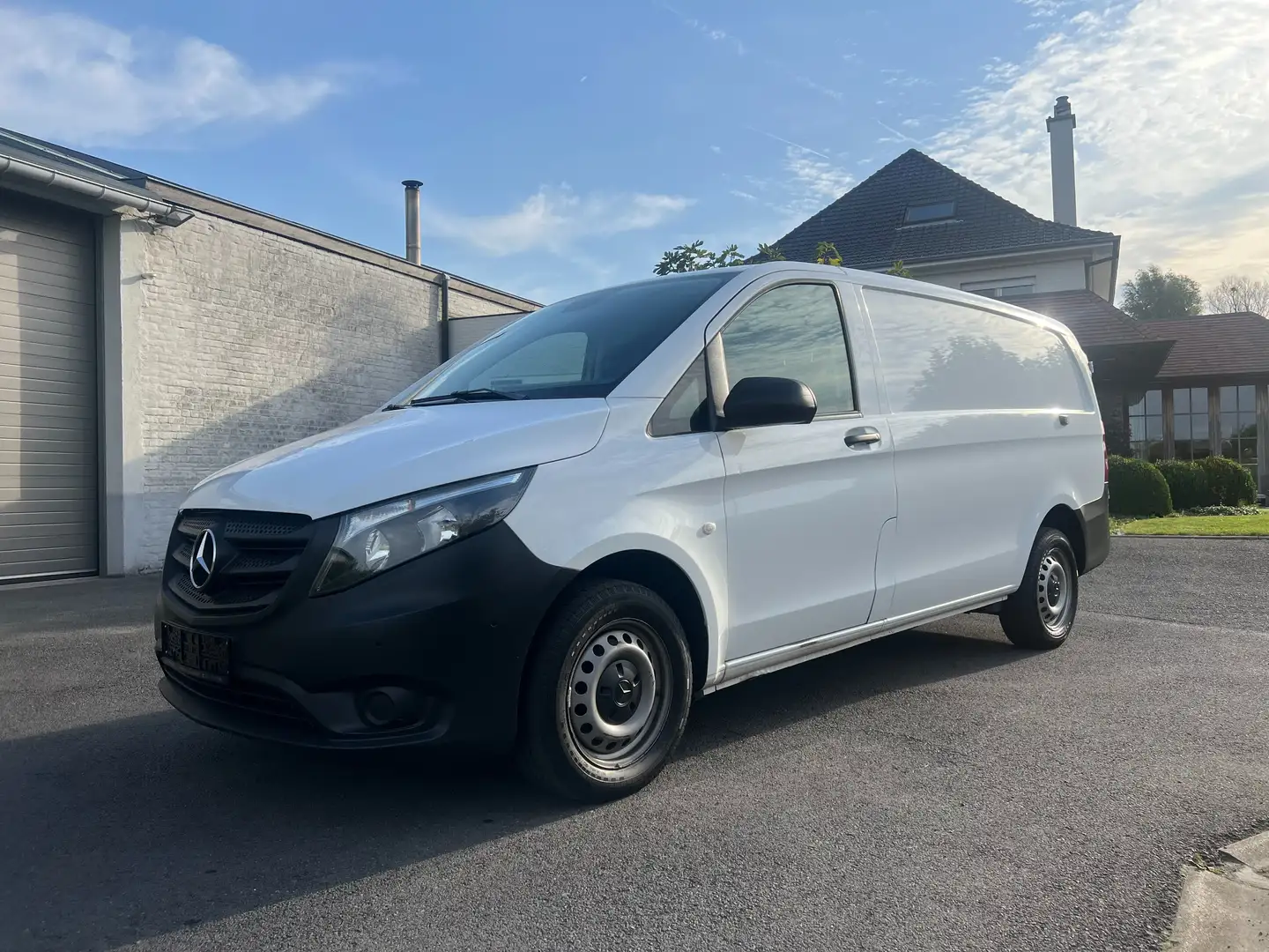 Mercedes-Benz Vito 116 CDI - lang - 74.137km - 19.750 euro +btw Wit - 1