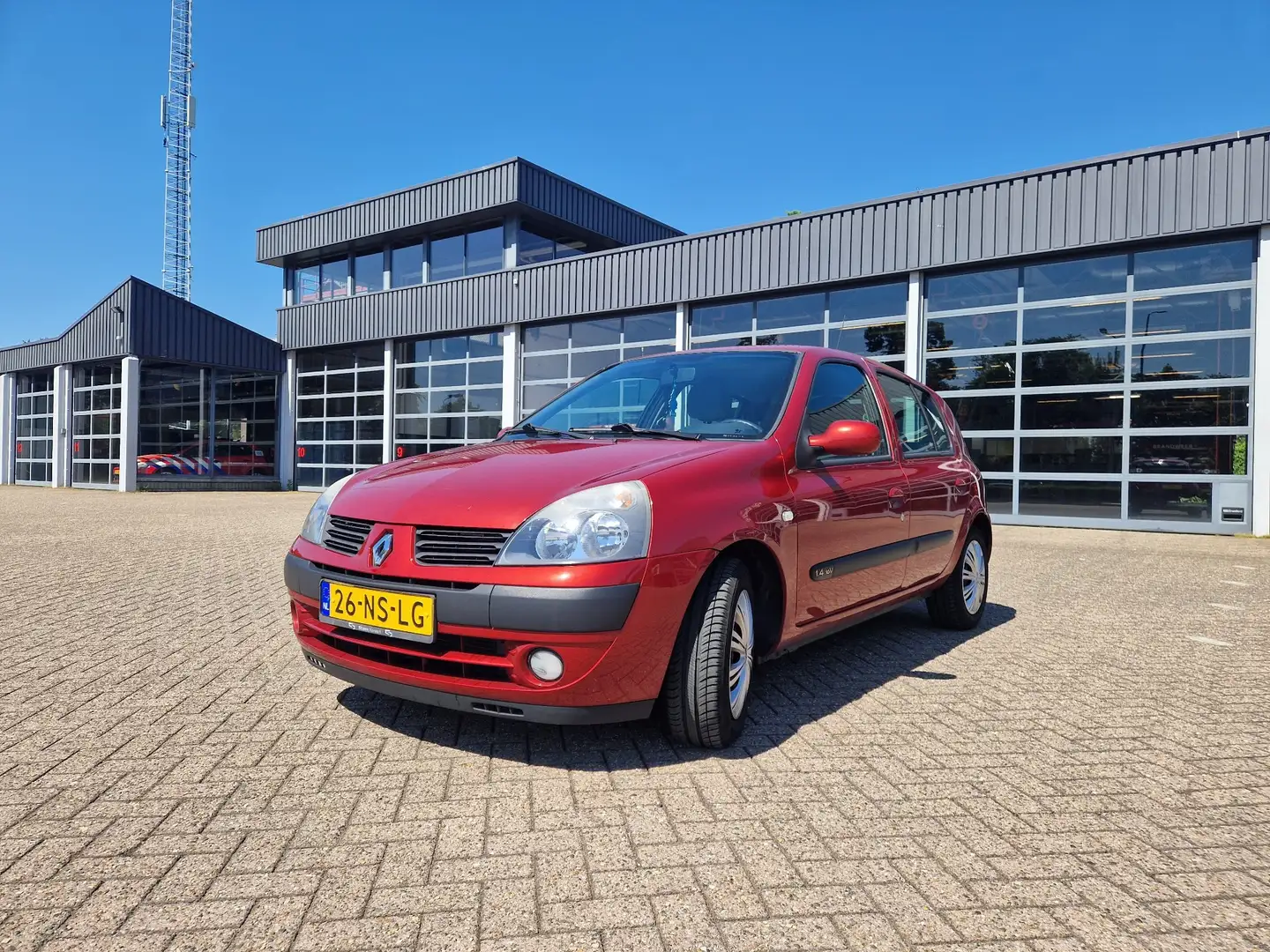 Renault Clio Clio 1.4-16V Dynam.Luxe Rood - 1