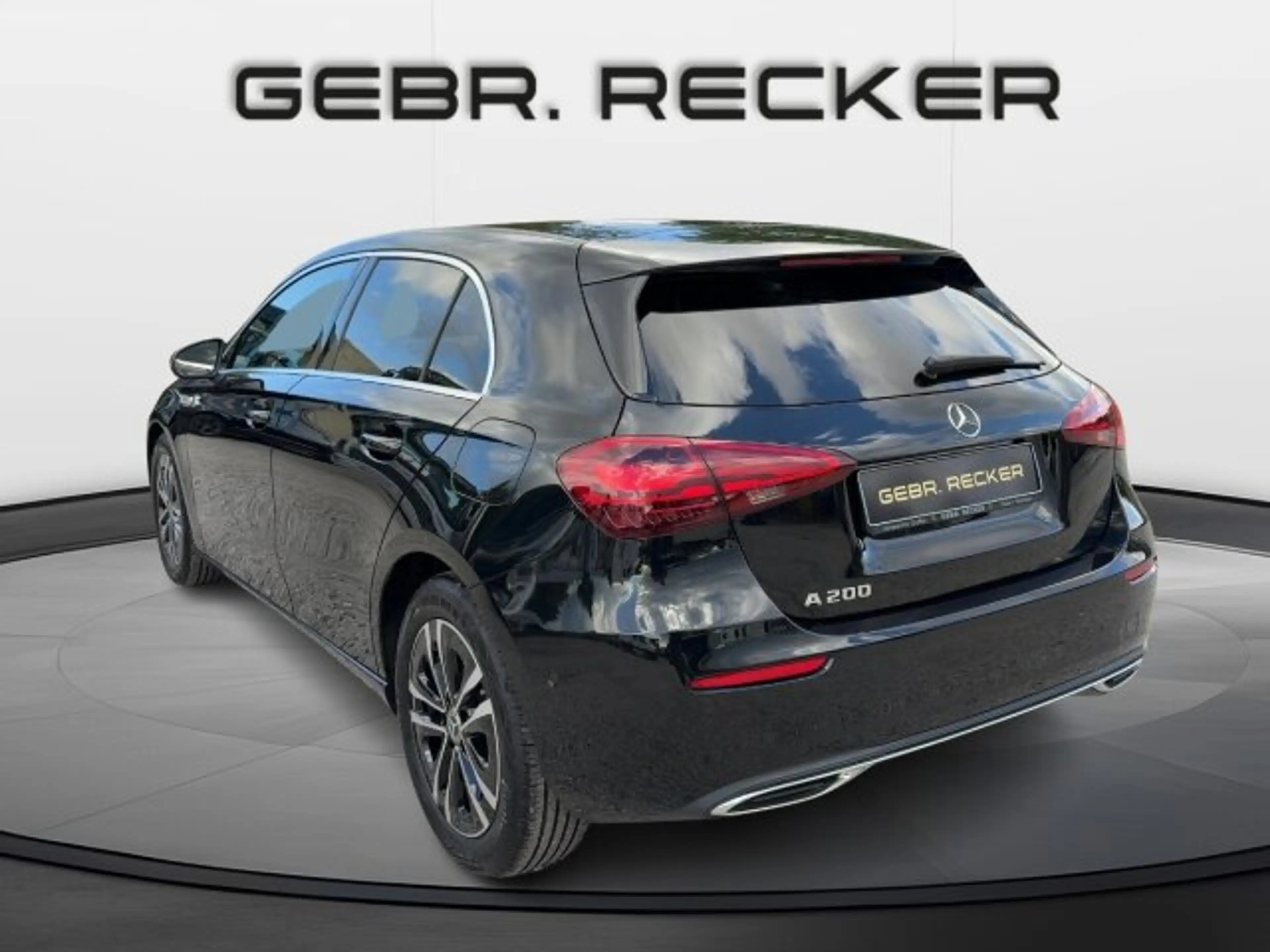 Mercedes-Benz A 200 A 200 Progressive Advanced LED Kamera Winter-Pak — photo 3