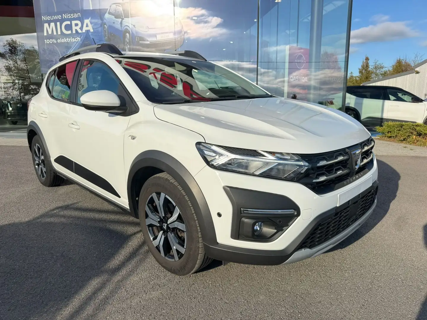 Dacia Sandero ECO-G 100 Stepway Plus + Alu velgen Blanc - 2