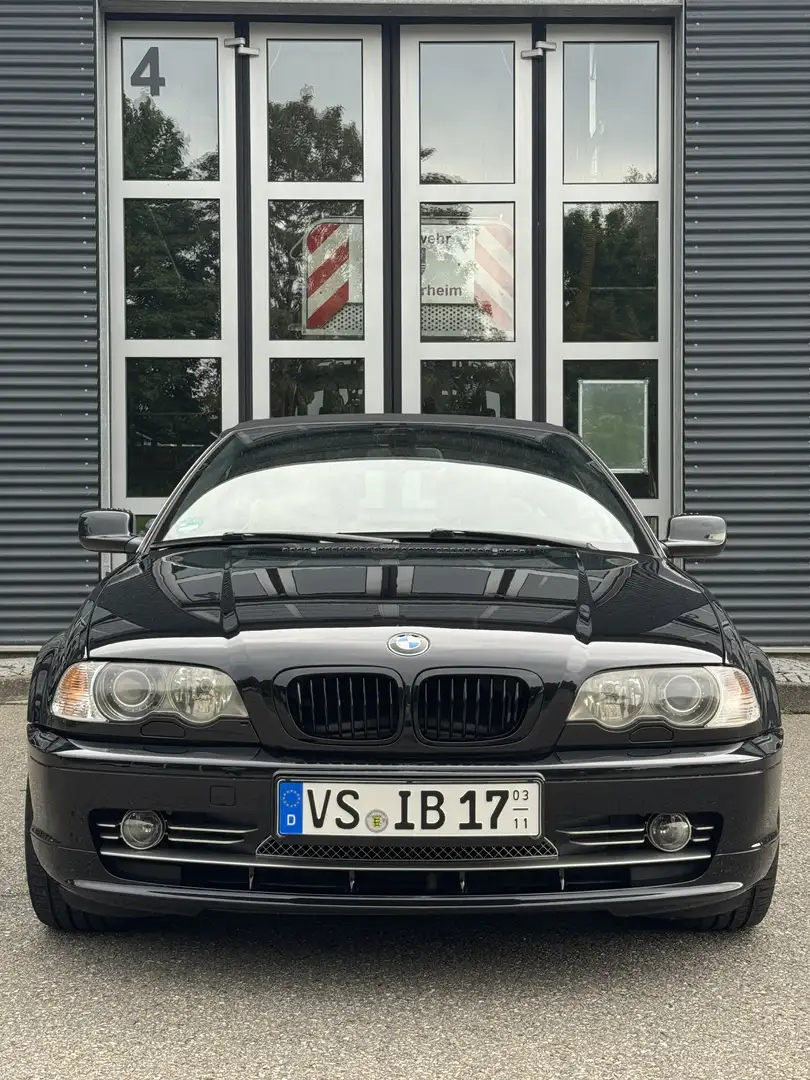 BMW 330 Ci - 2