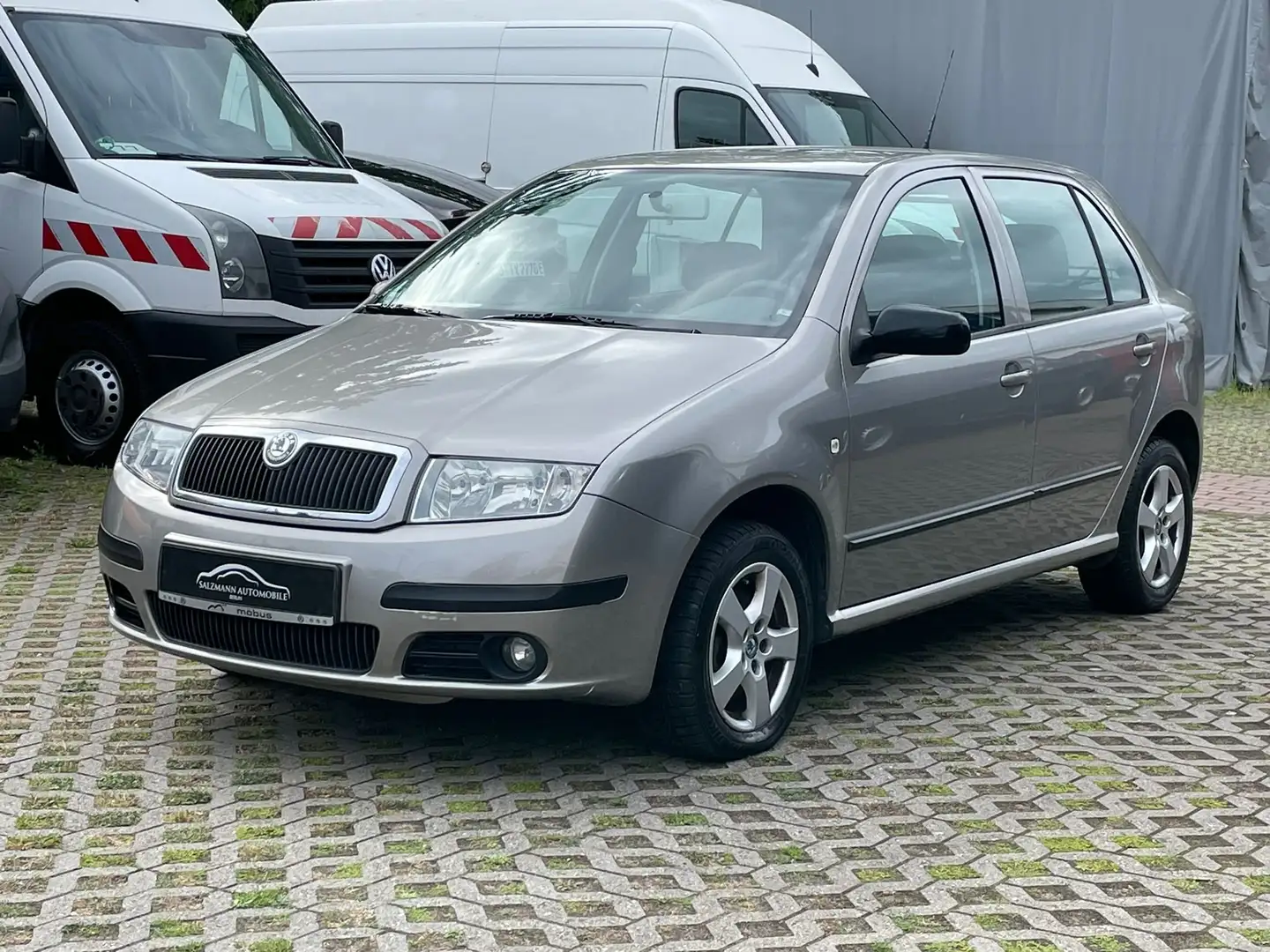 Skoda Fabia 1.4 16V 74 kW selten! KLIMA/Temp./2.Hand/TOP Grau - 1