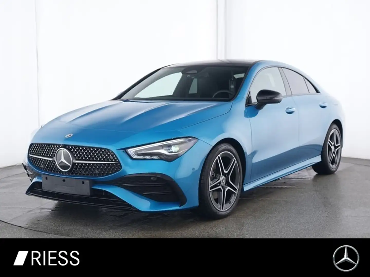 Mercedes-Benz CLA 180 Coupé AMG Sport Night LED Pano Ambi Kamera Blau - 1