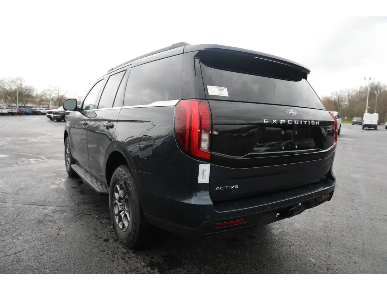Ford Expedition снимка Ford Expedition